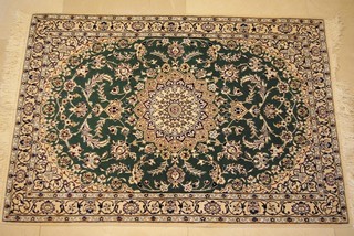 ペルシャ絨毯5 - ペルシャ絨毯・ギャッベ・キリム・絵画絨毯